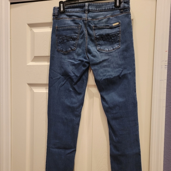 WHITE HOUSE BLACK MARKET JEANS - Picture 2 of 3